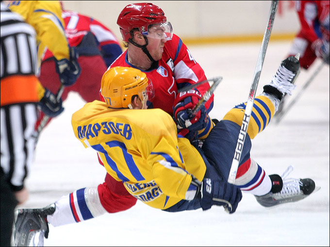 Dizel-Lokomotiv che.jpg